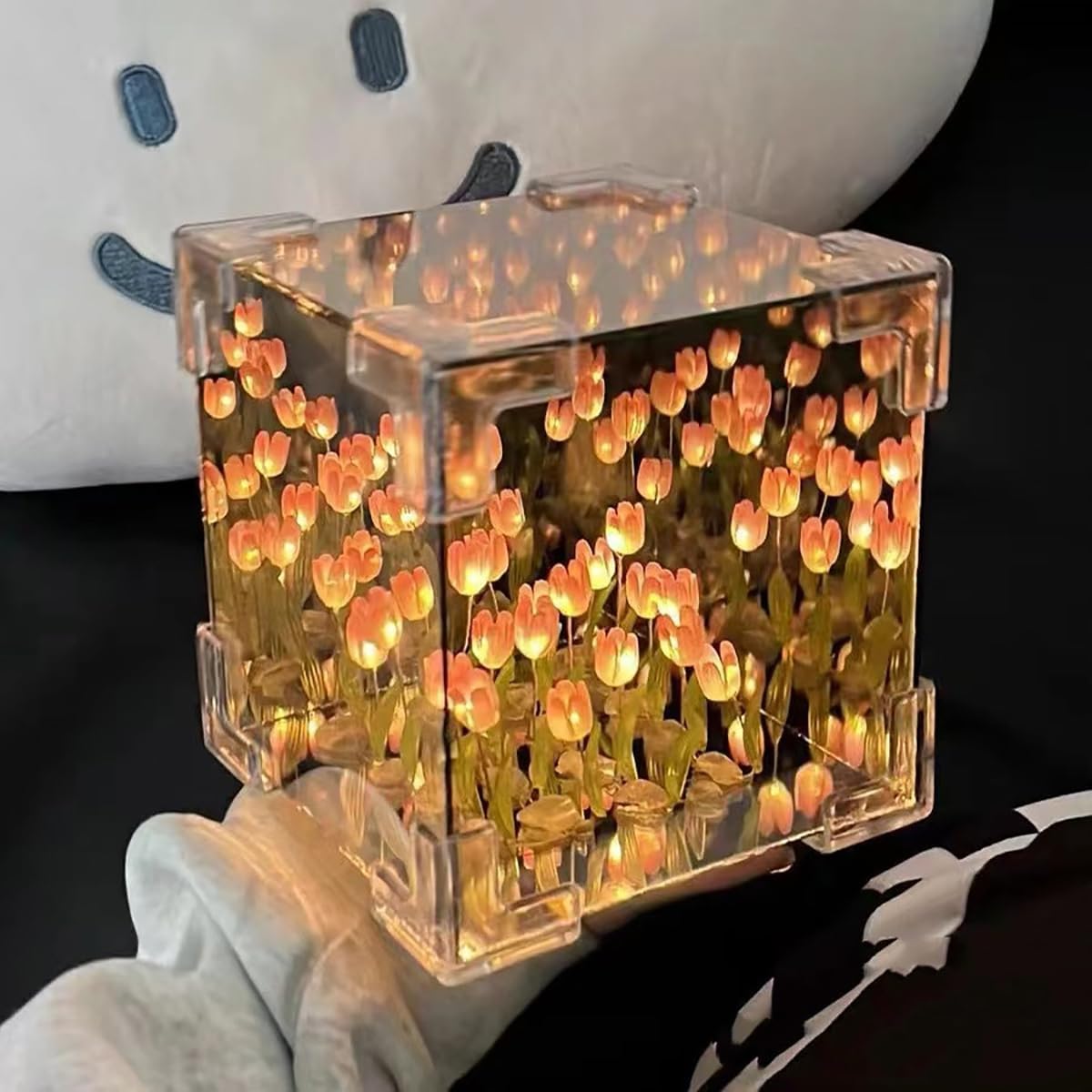 DIY Infinite Petal Lamp