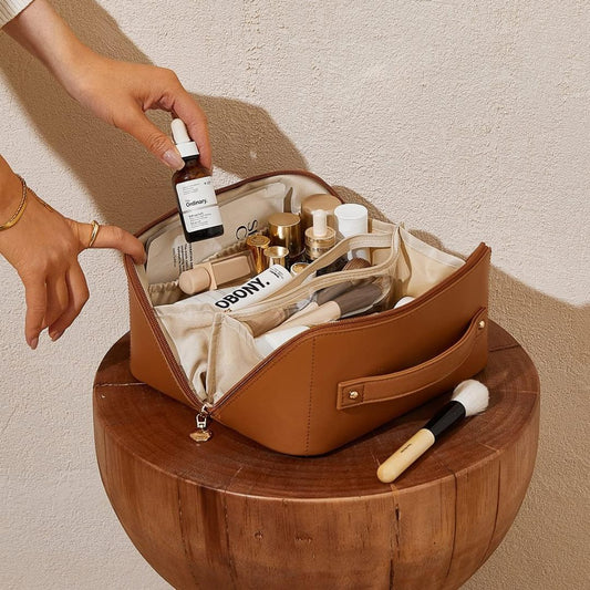 Cosmetic travel bag